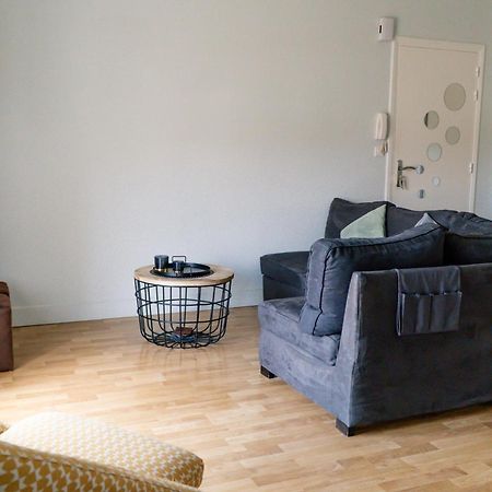 Simplicite Et Calme En Appartement A 伊苏瓦尔 外观 照片